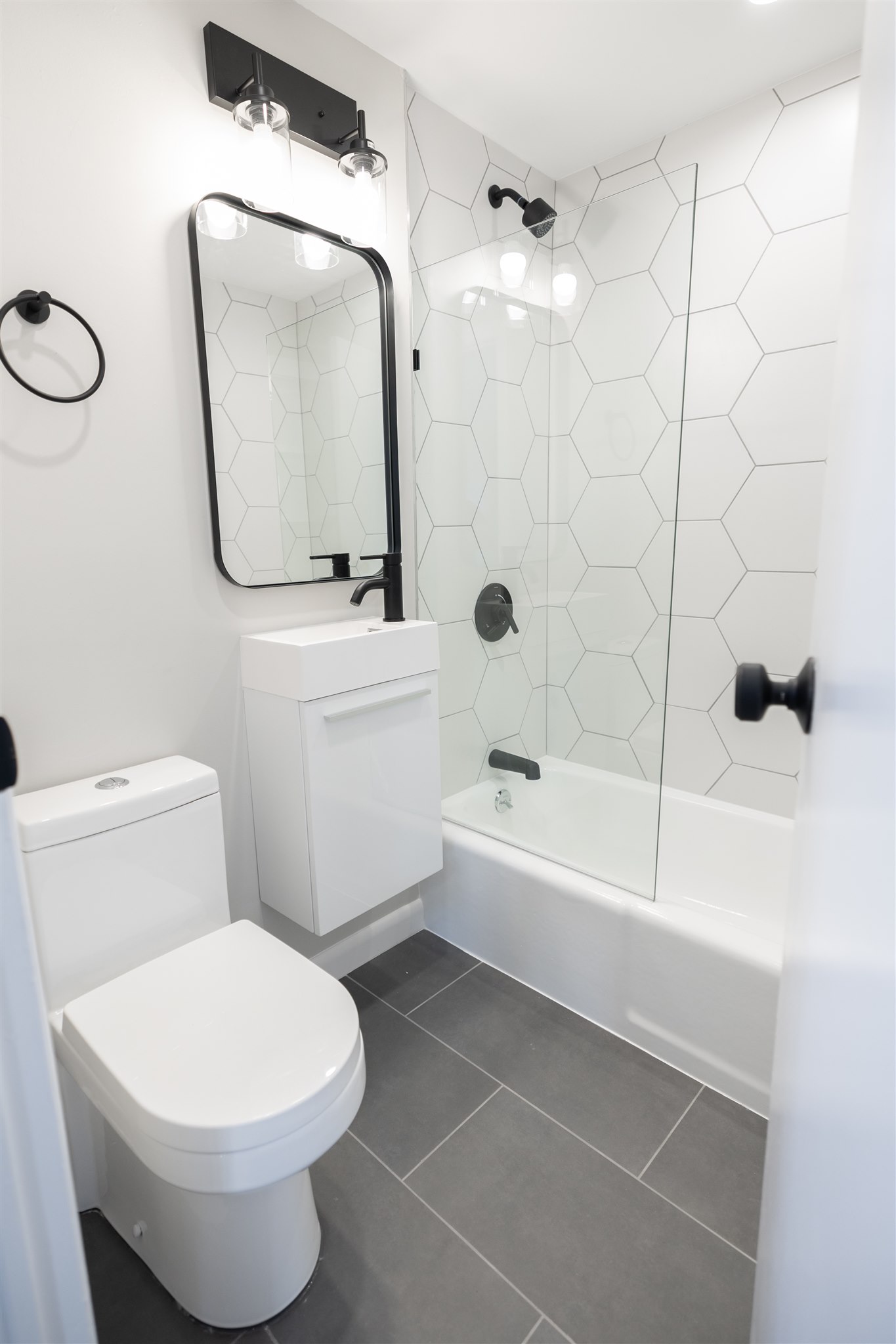 158 Saint Botolph St, Back Bay