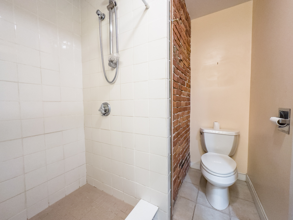 103 Cedar St, Roxbury