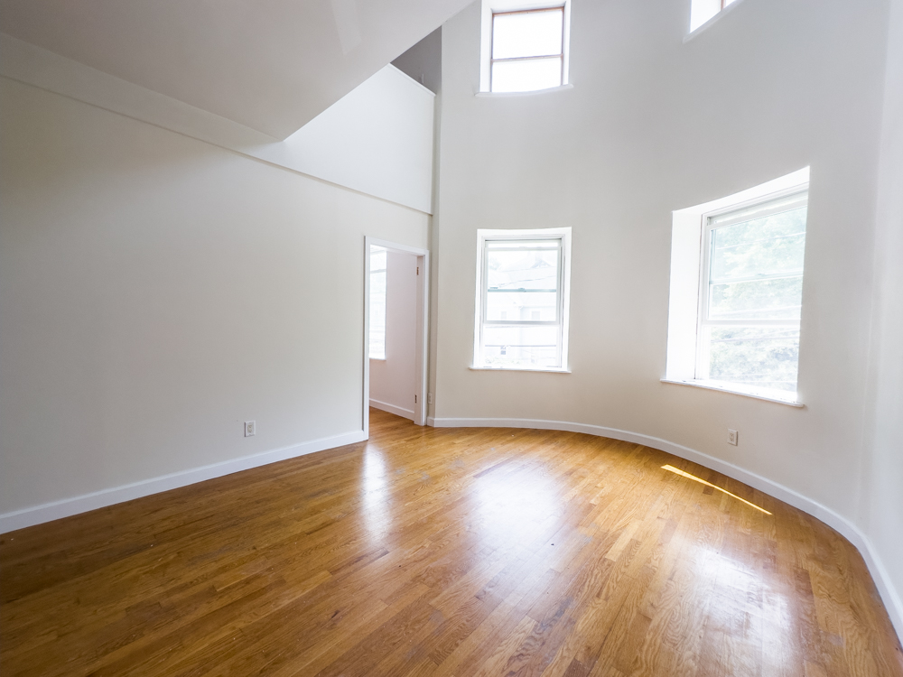 103 Cedar St, Roxbury