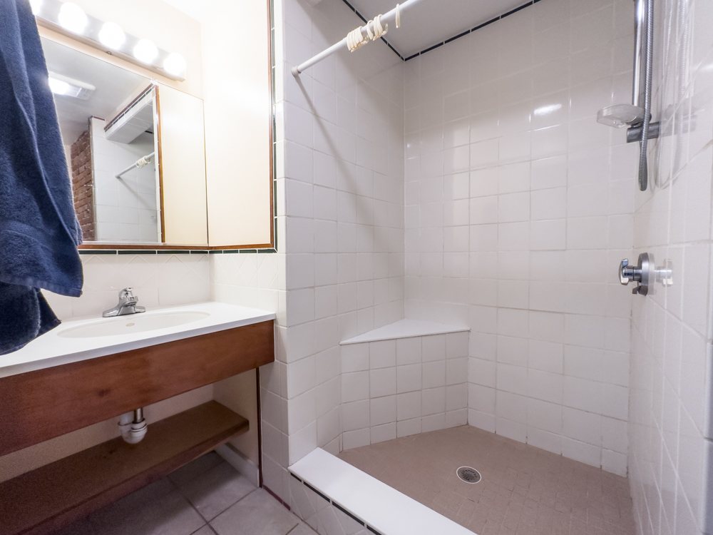 103 Cedar St, Roxbury