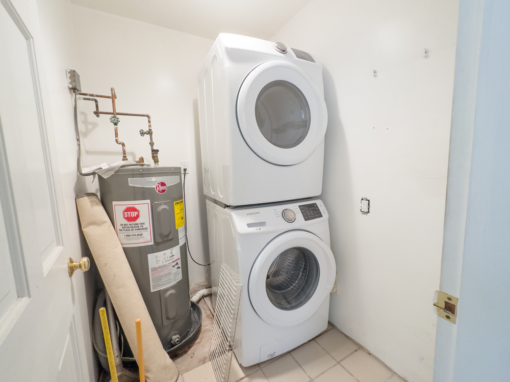 103 Cedar St, Roxbury