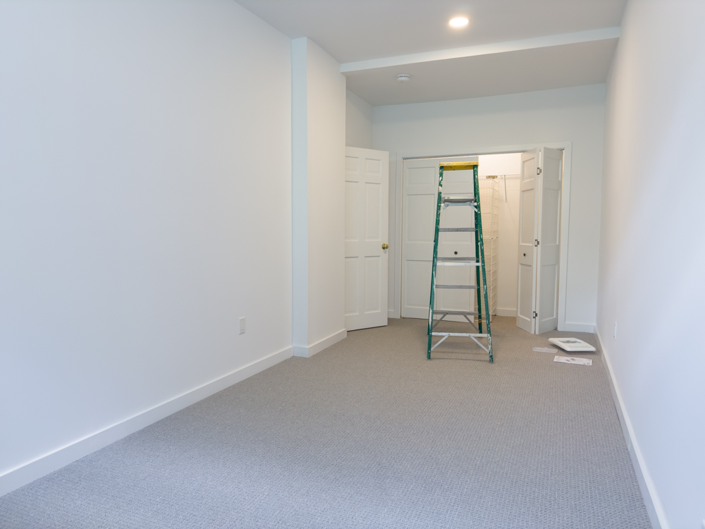 103 Cedar St, Roxbury