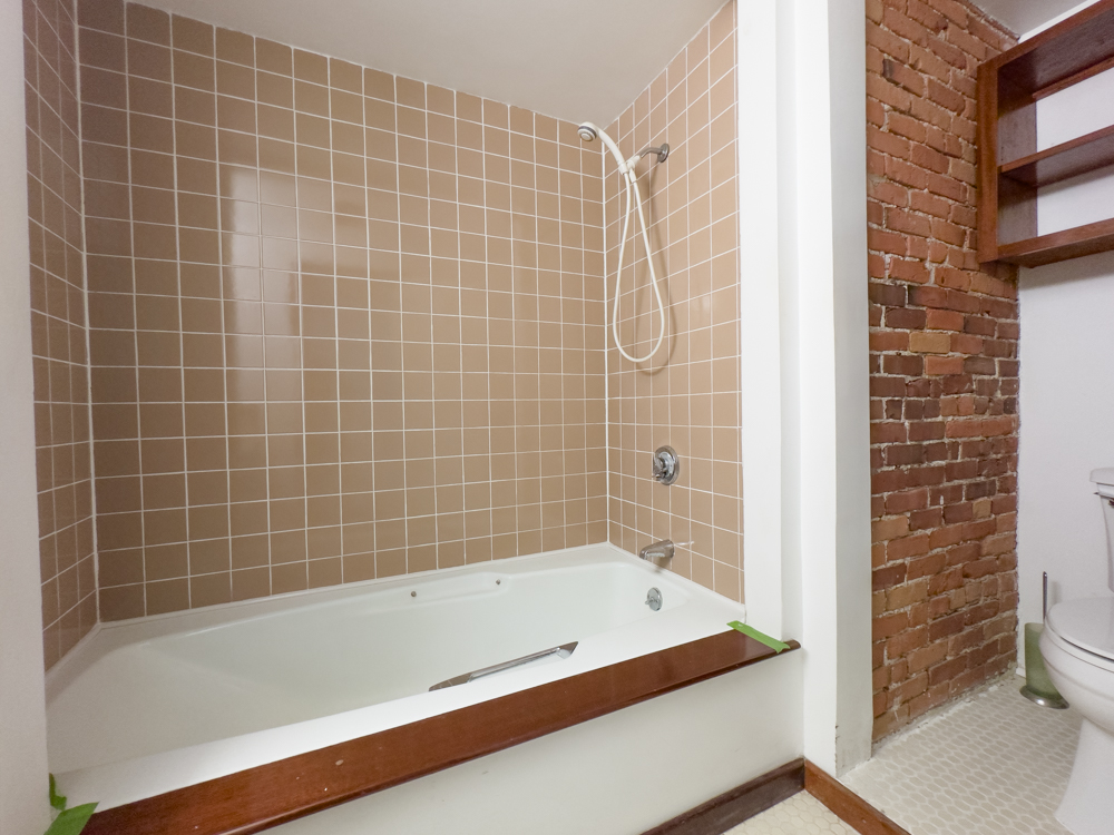 103 Cedar St, Roxbury