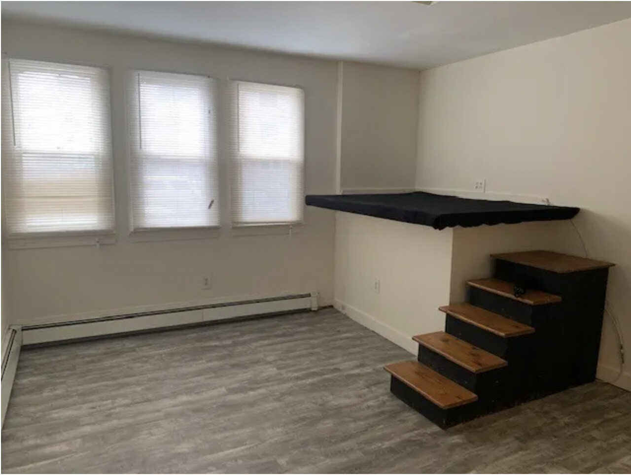 24 Stillman St, North End