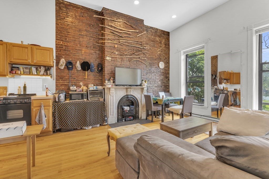 672 Tremont St, South End