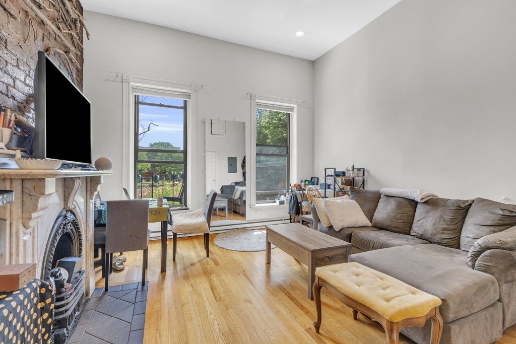 672 Tremont St, South End