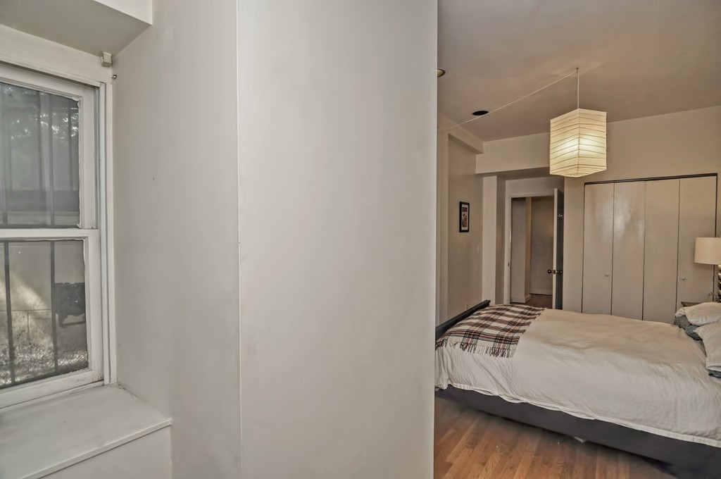 327 Commonwealth Ave, Back Bay