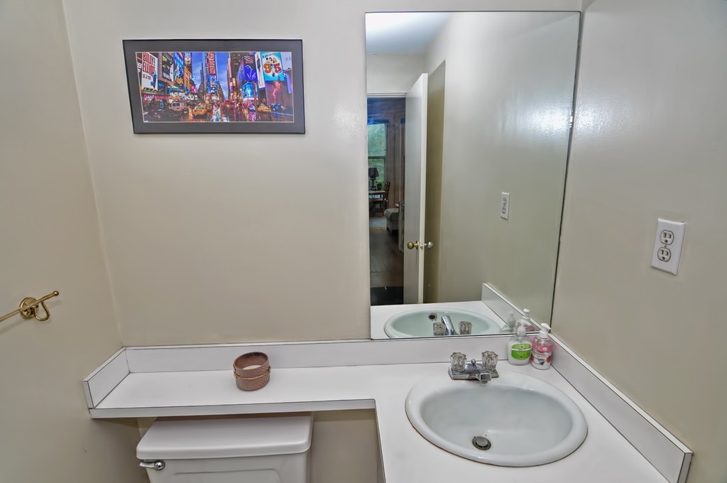 327 Commonwealth Ave, Back Bay