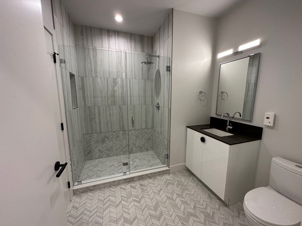 566 Columbus Ave, South End