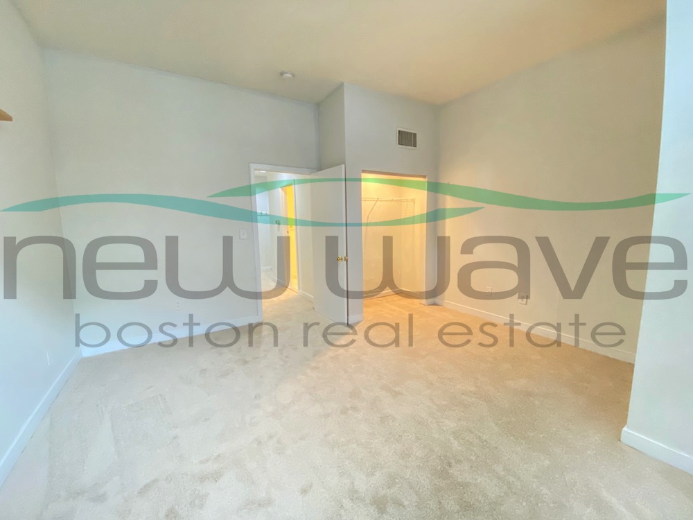 548 Columbus Ave, South End