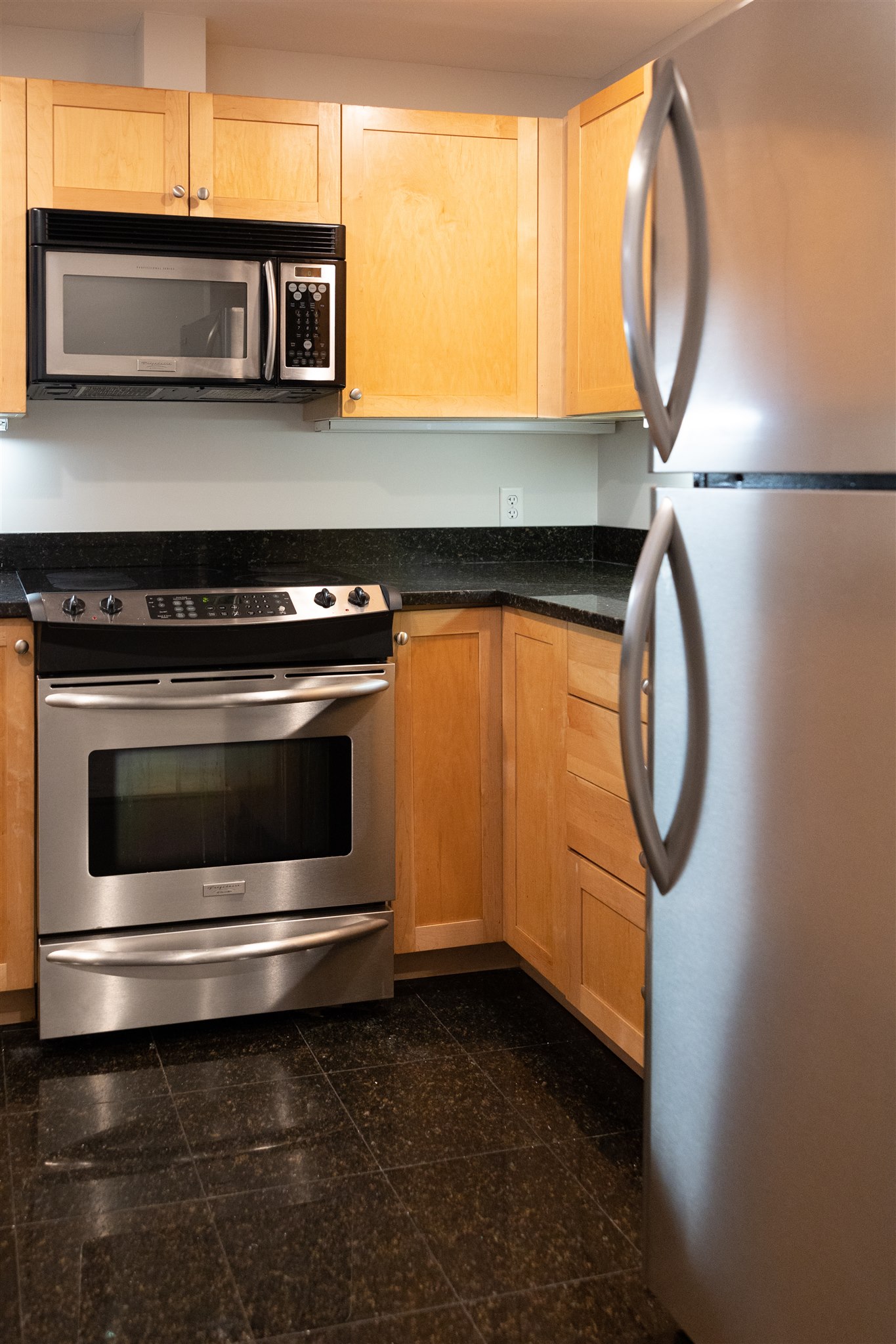 490 Harrison Ave, South End