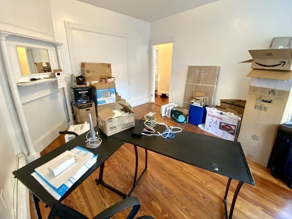 97 Calumet St, Mission Hill