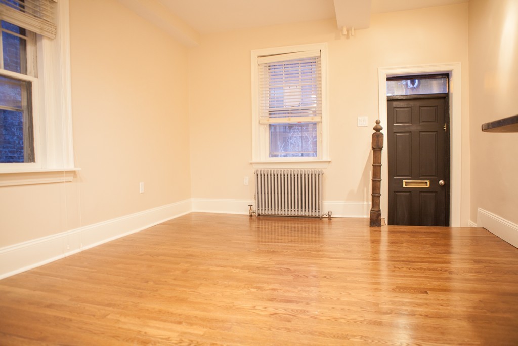 11 Champney Pl, Beacon Hill