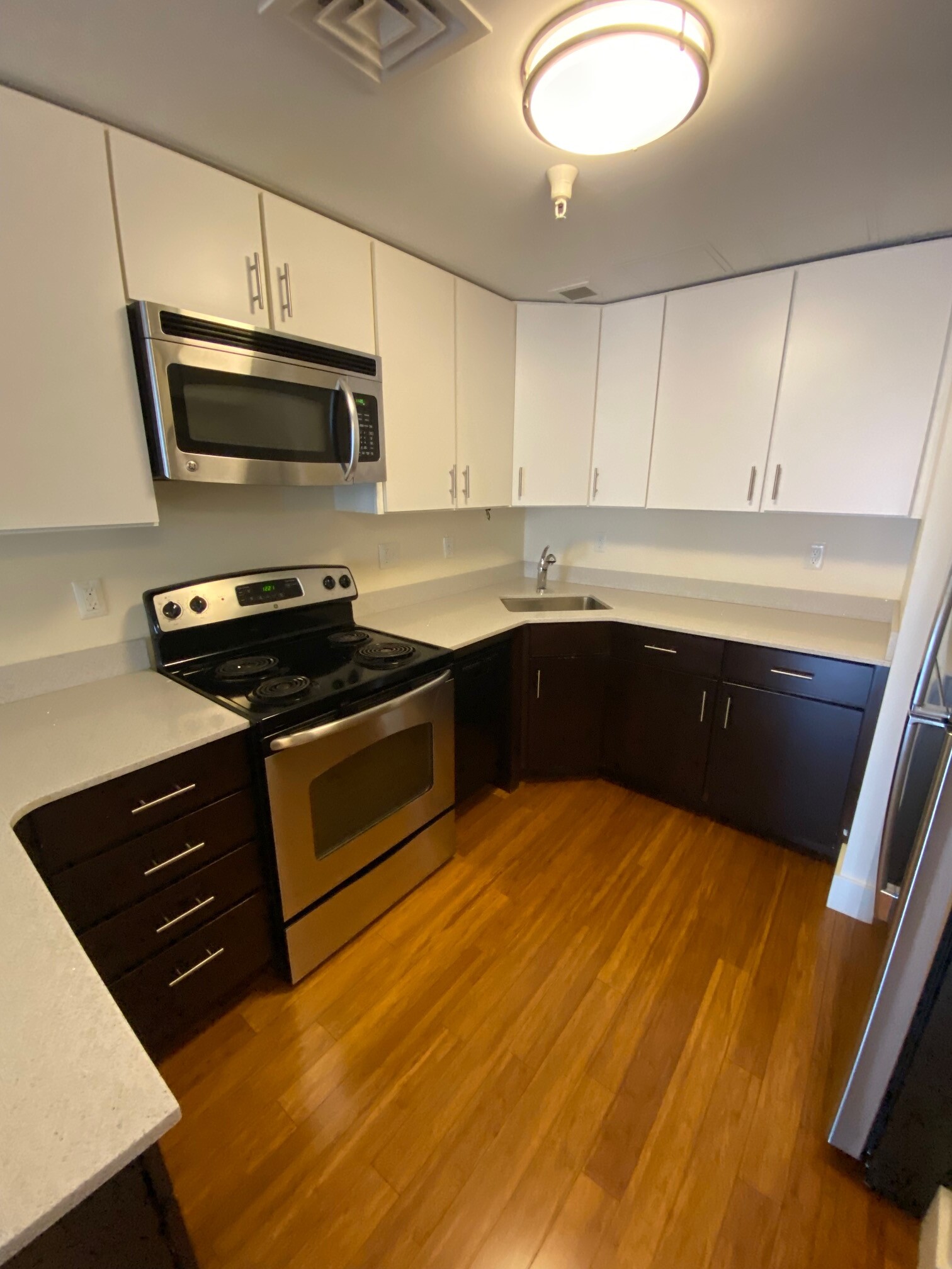 8 Winter St, Downtown