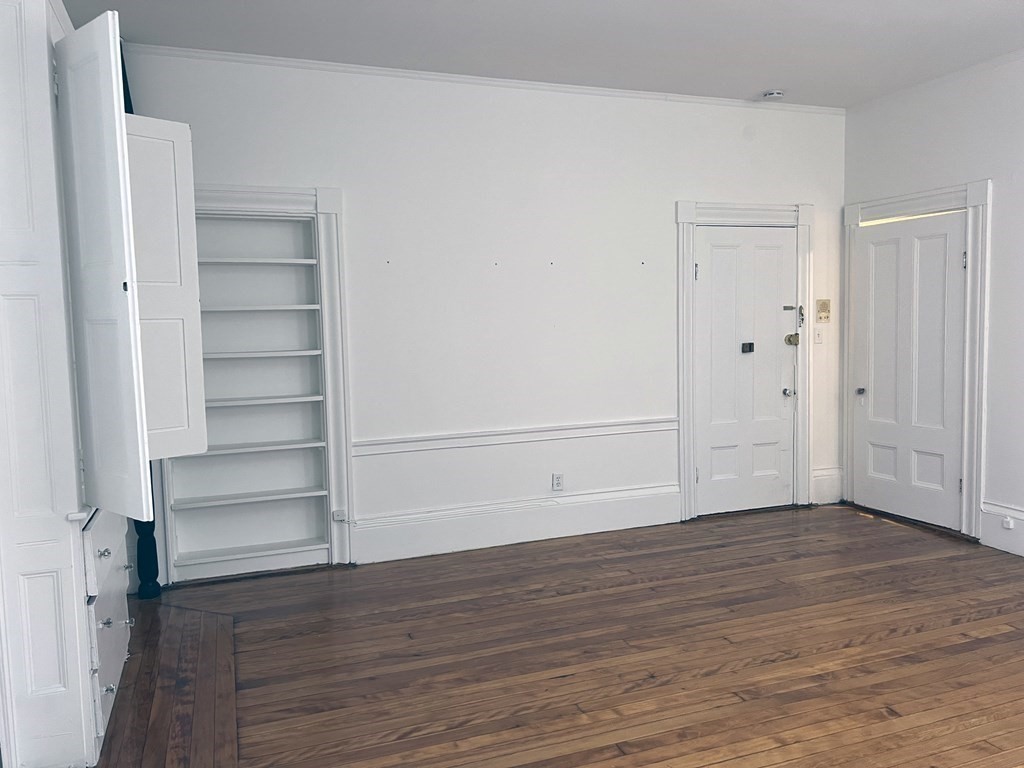 2 Joy St, Beacon Hill