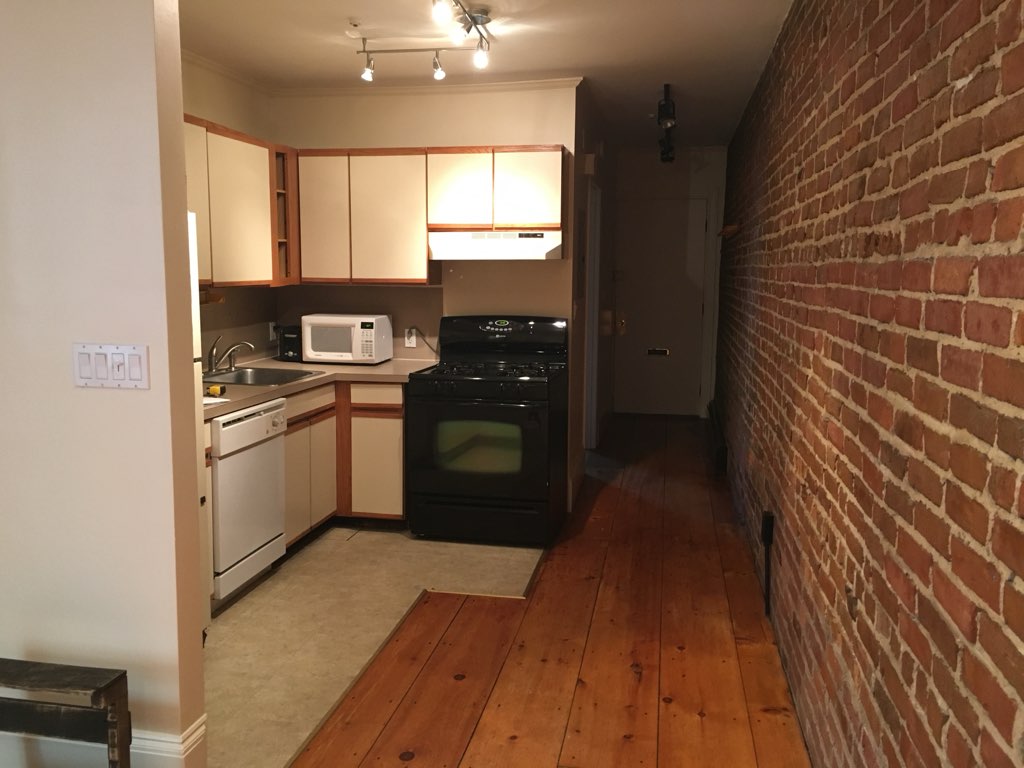 109 Warren Ave, South End