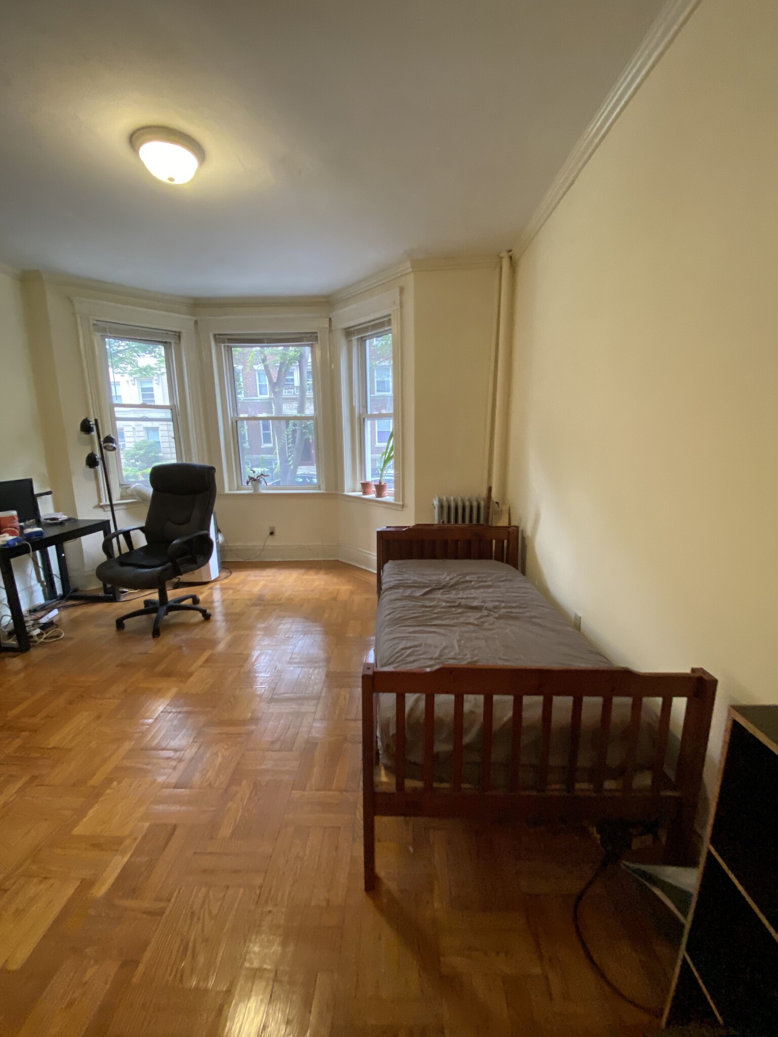 16 Queensberry St, Fenway