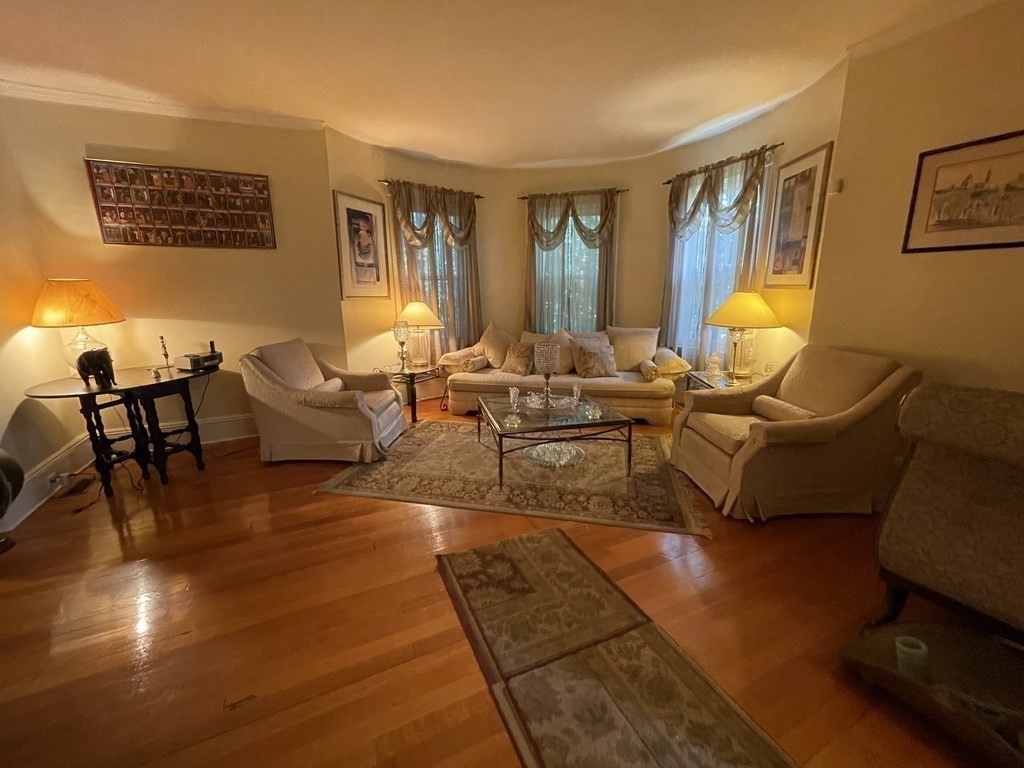 270 Parker Hill Ave, Mission Hill