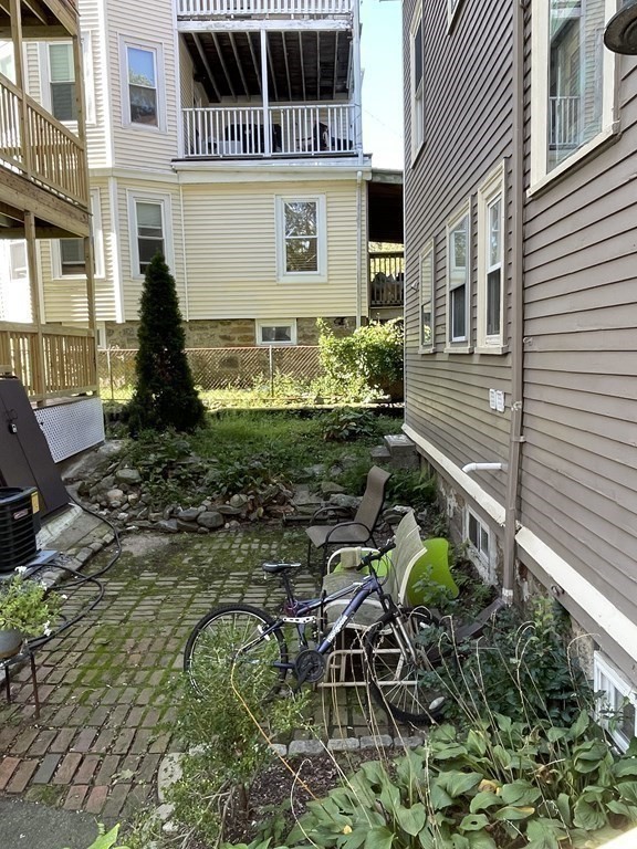 270 Parker Hill Ave, Mission Hill