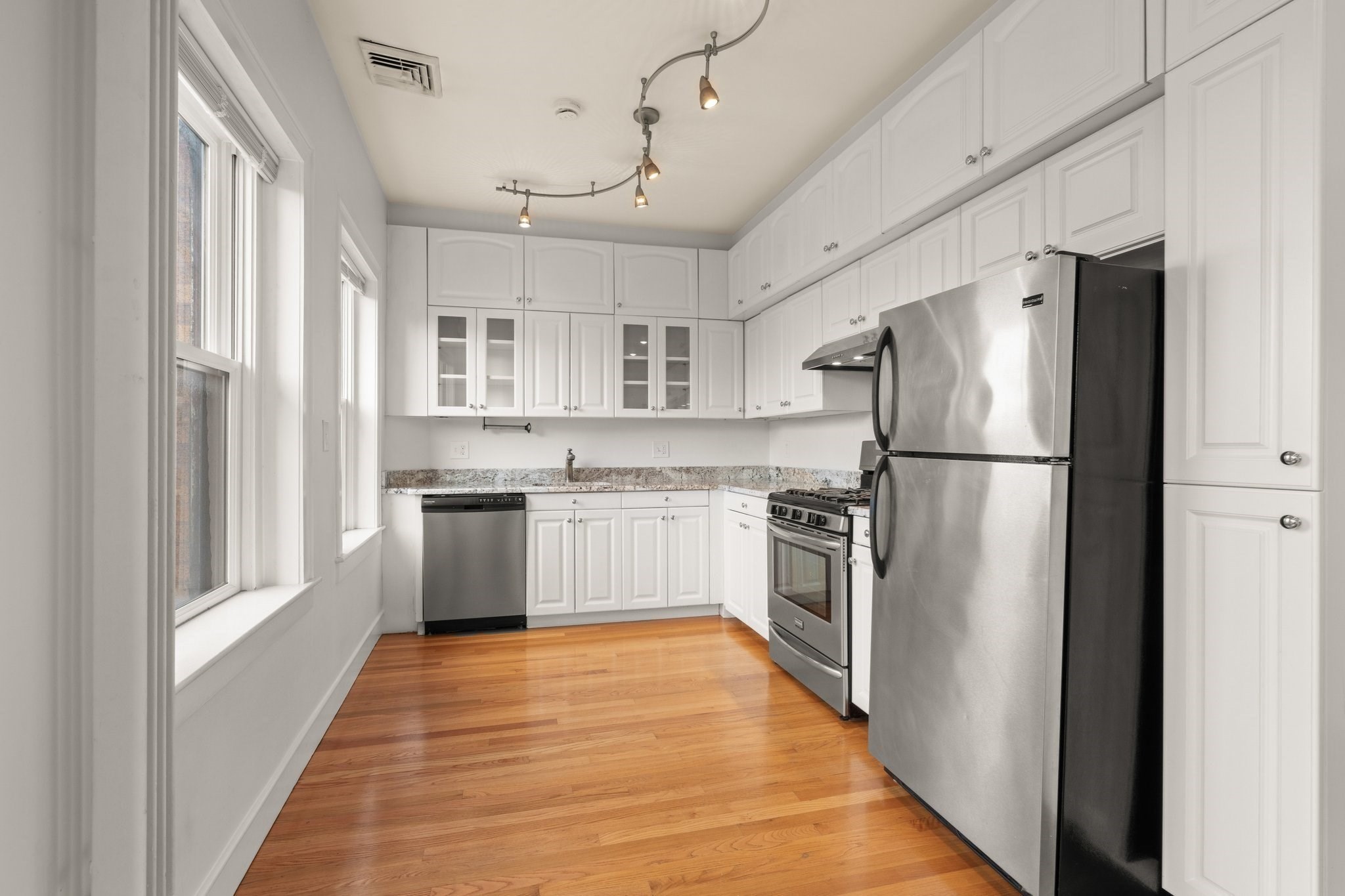 37 Revere St, Beacon Hill