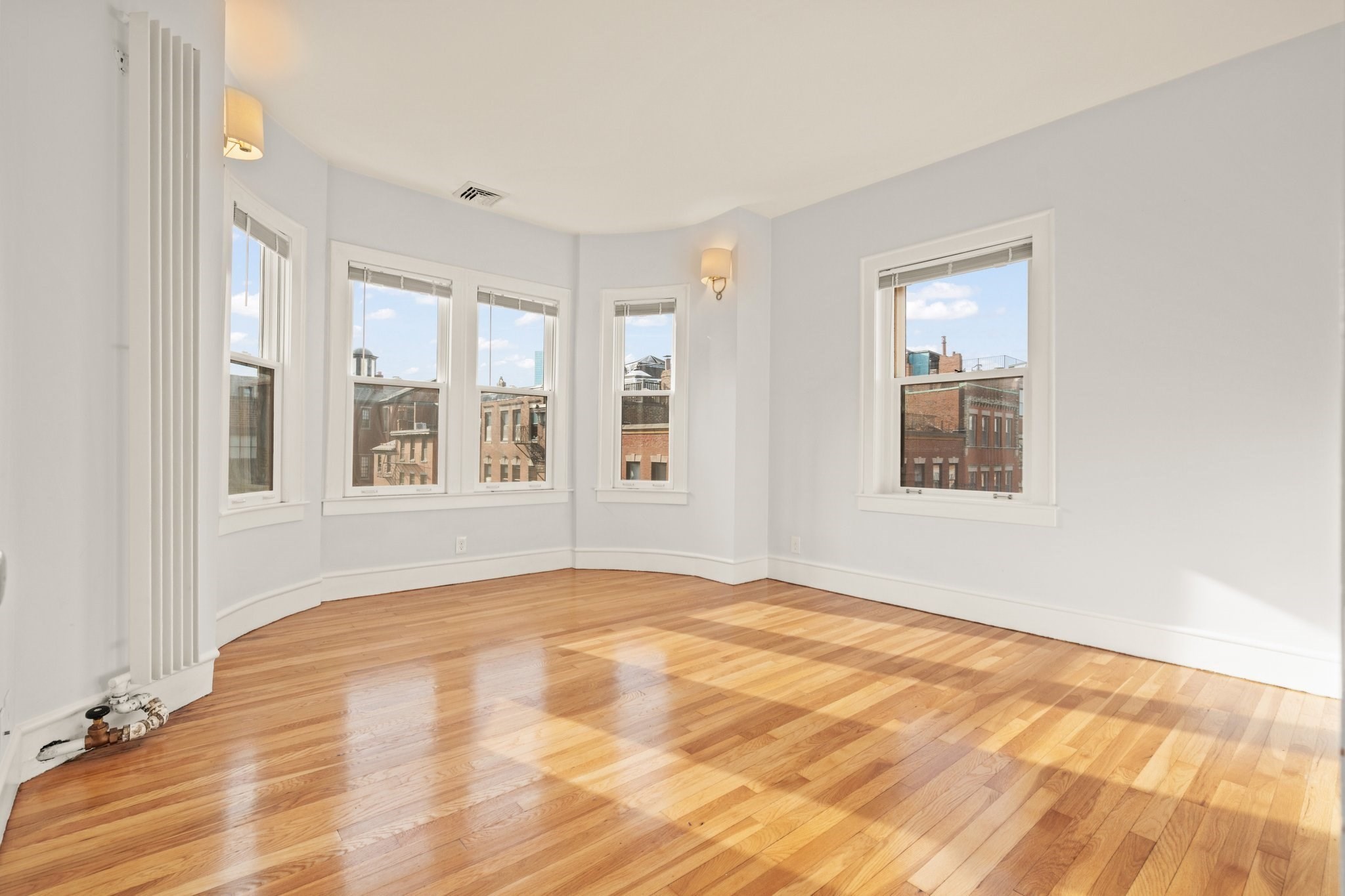 37 Revere St, Beacon Hill