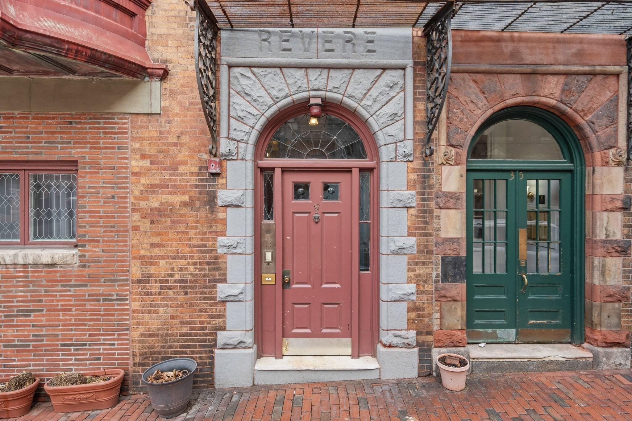 37 Revere St, Beacon Hill