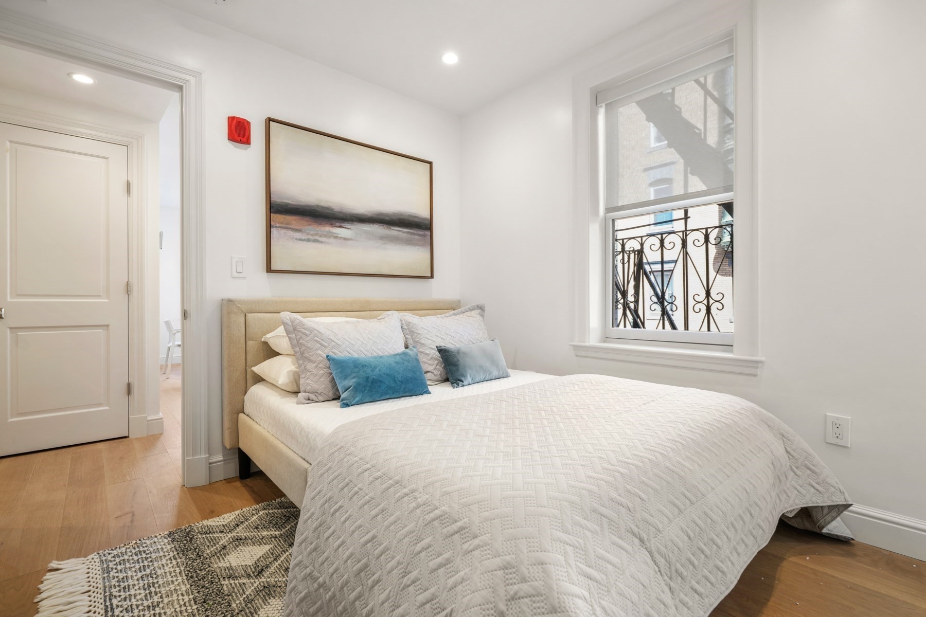 112 Myrtle St, Beacon Hill