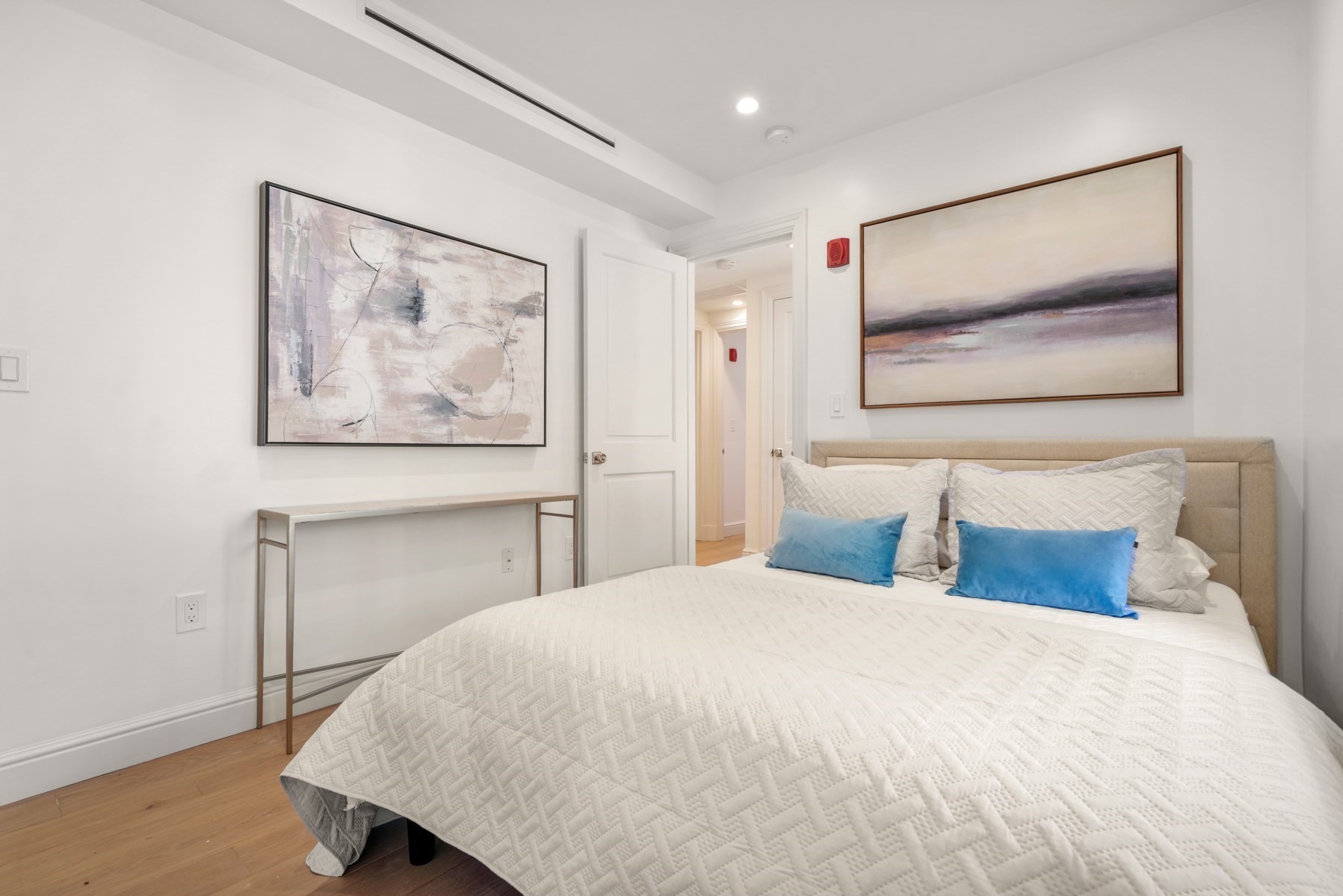 112 Myrtle St, Beacon Hill