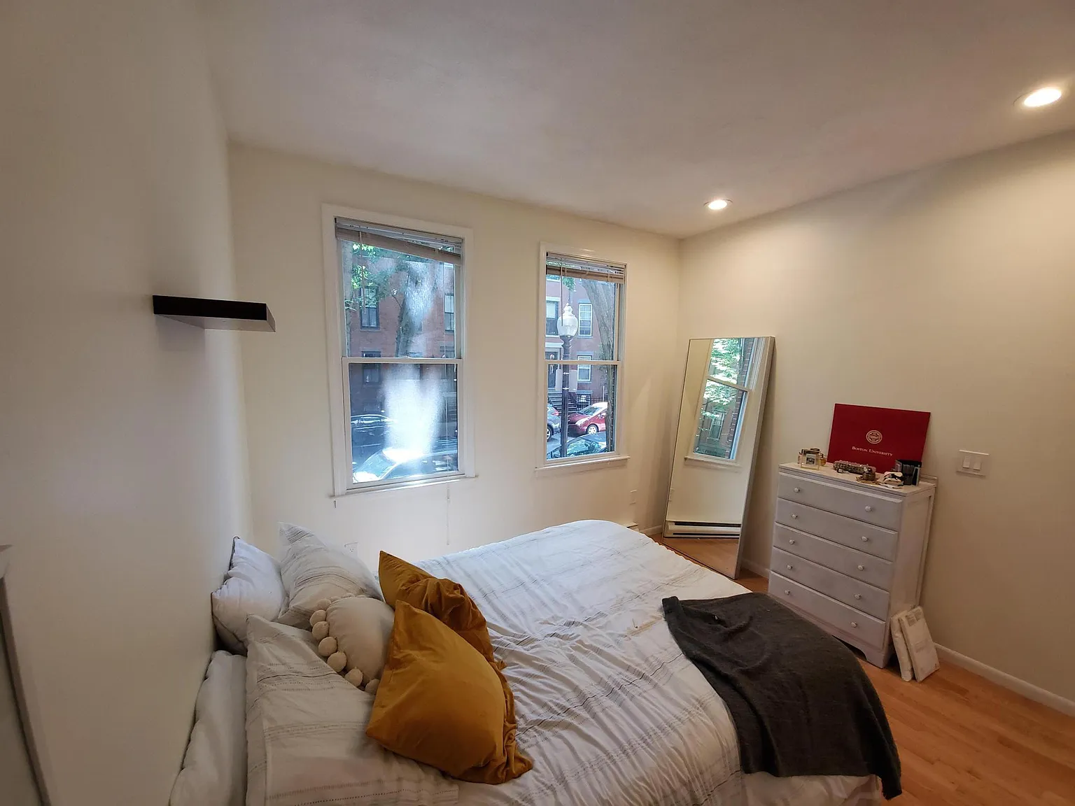 Photos of apartment on East Springfield St.,Boston MA 02118