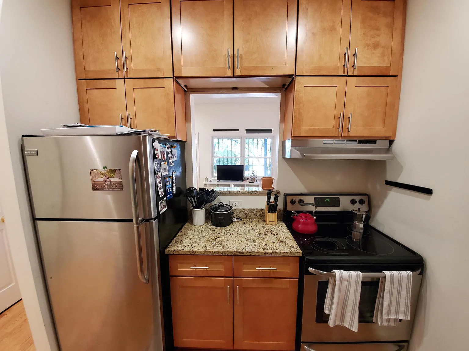 Photos of apartment on East Springfield St.,Boston MA 02118