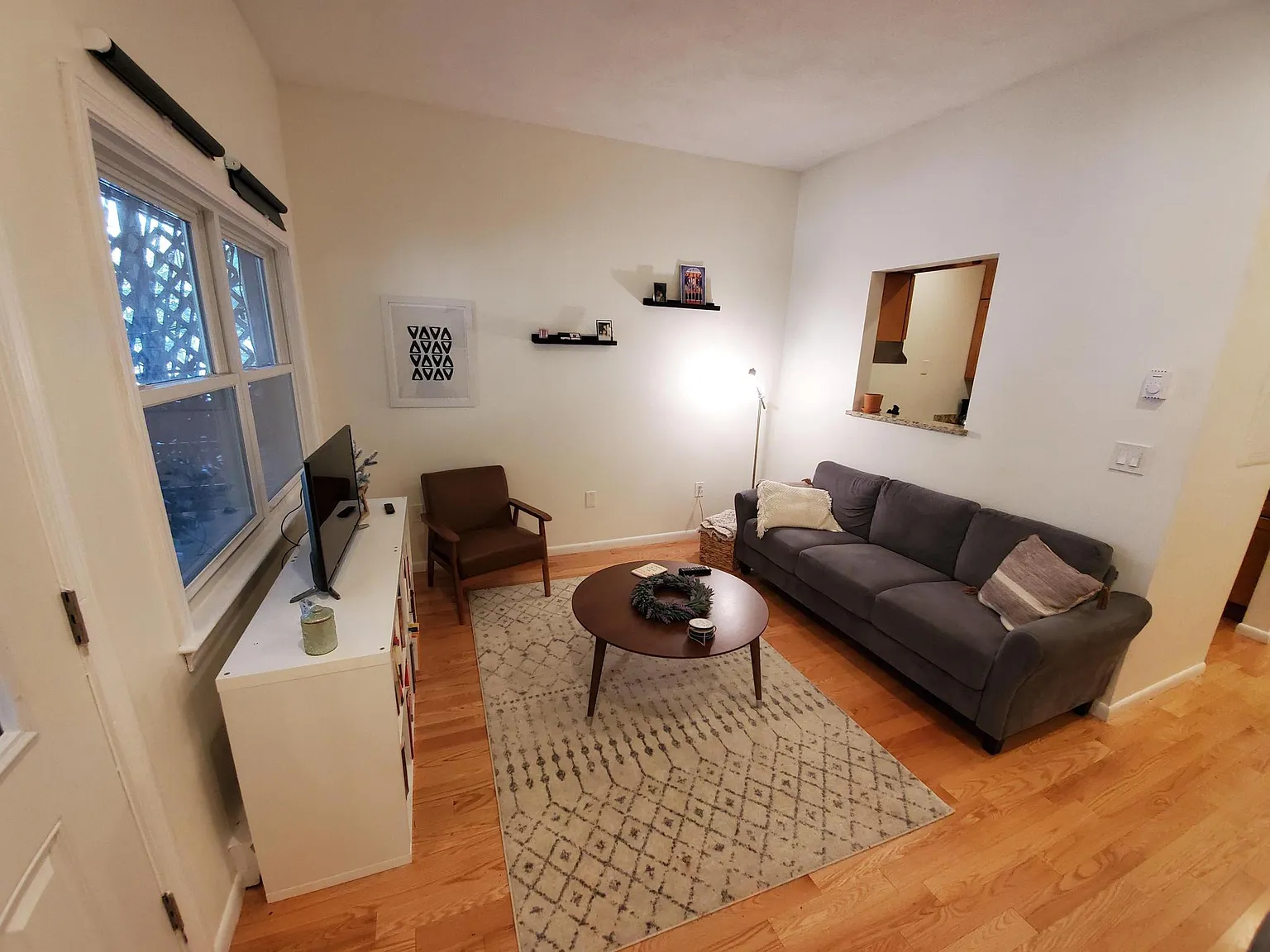 Photos of apartment on East Springfield St.,Boston MA 02118