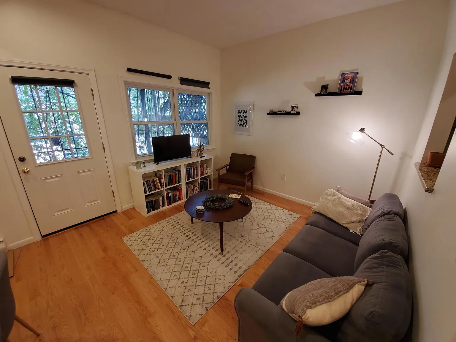 Photos of apartment on East Springfield St.,Boston MA 02118