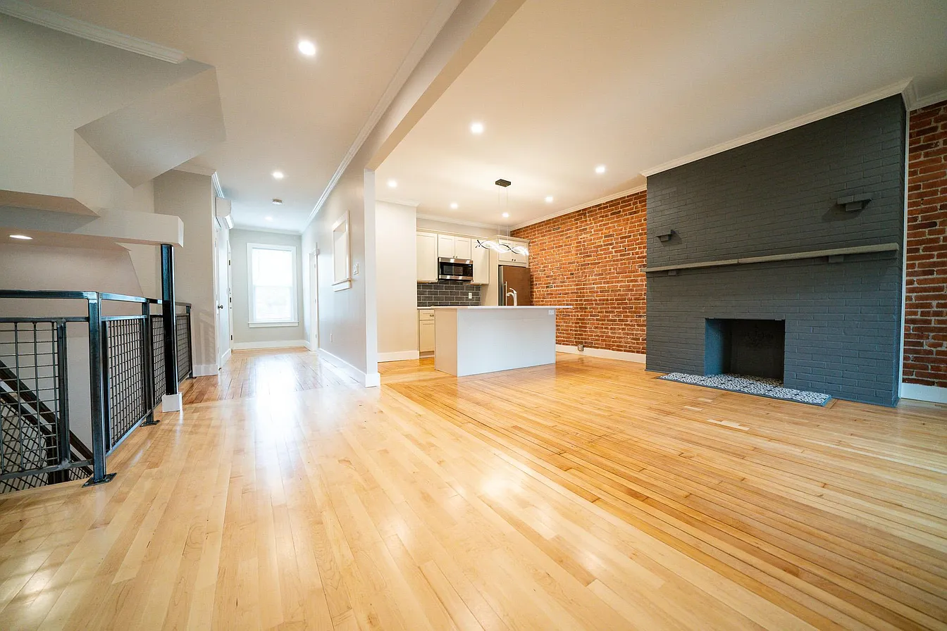 Photos of apartment on Commonwealth Ave.,Boston MA 02135