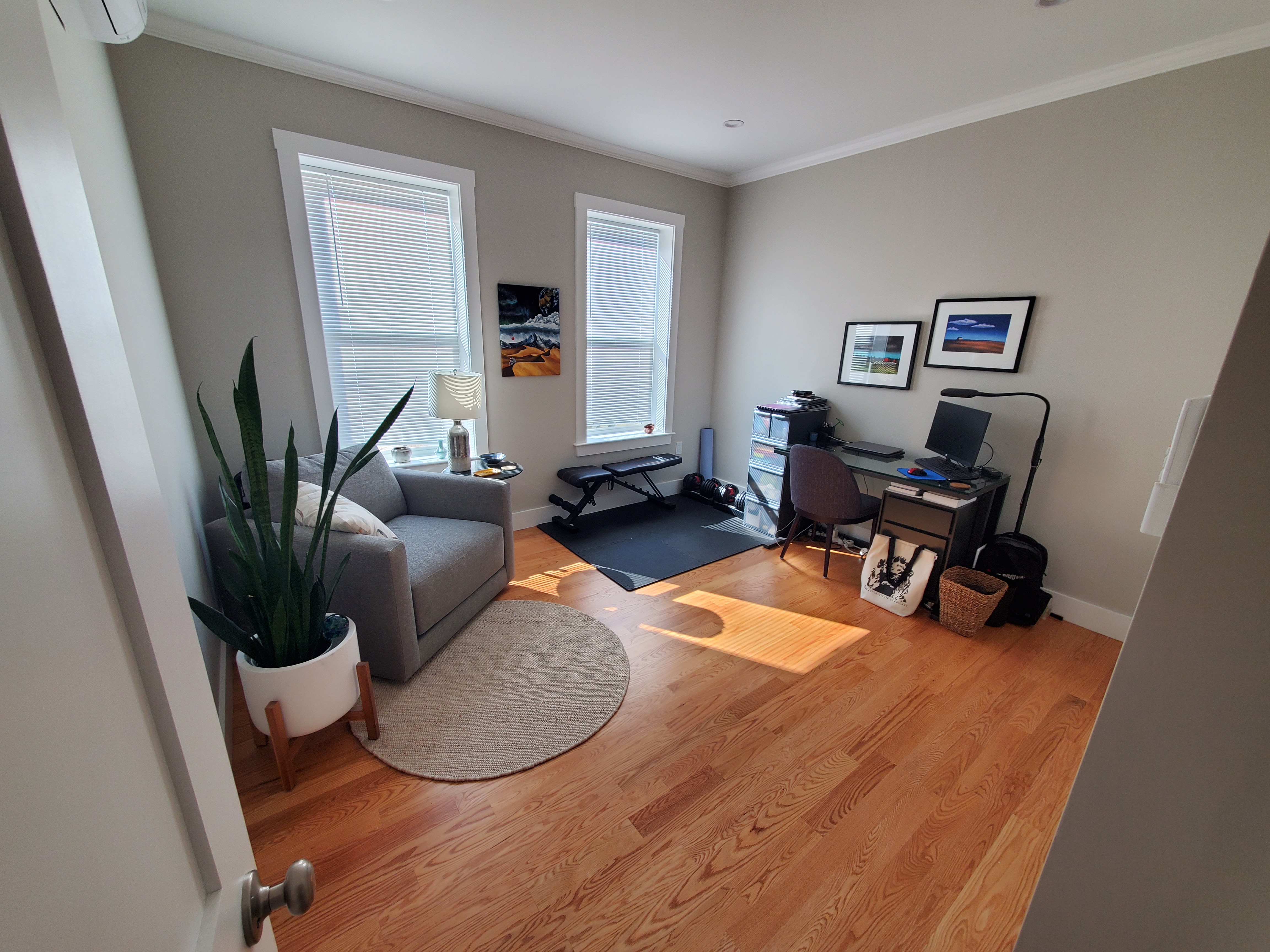 Photos of apartment on Commonwealth Ave.,Boston MA 02135