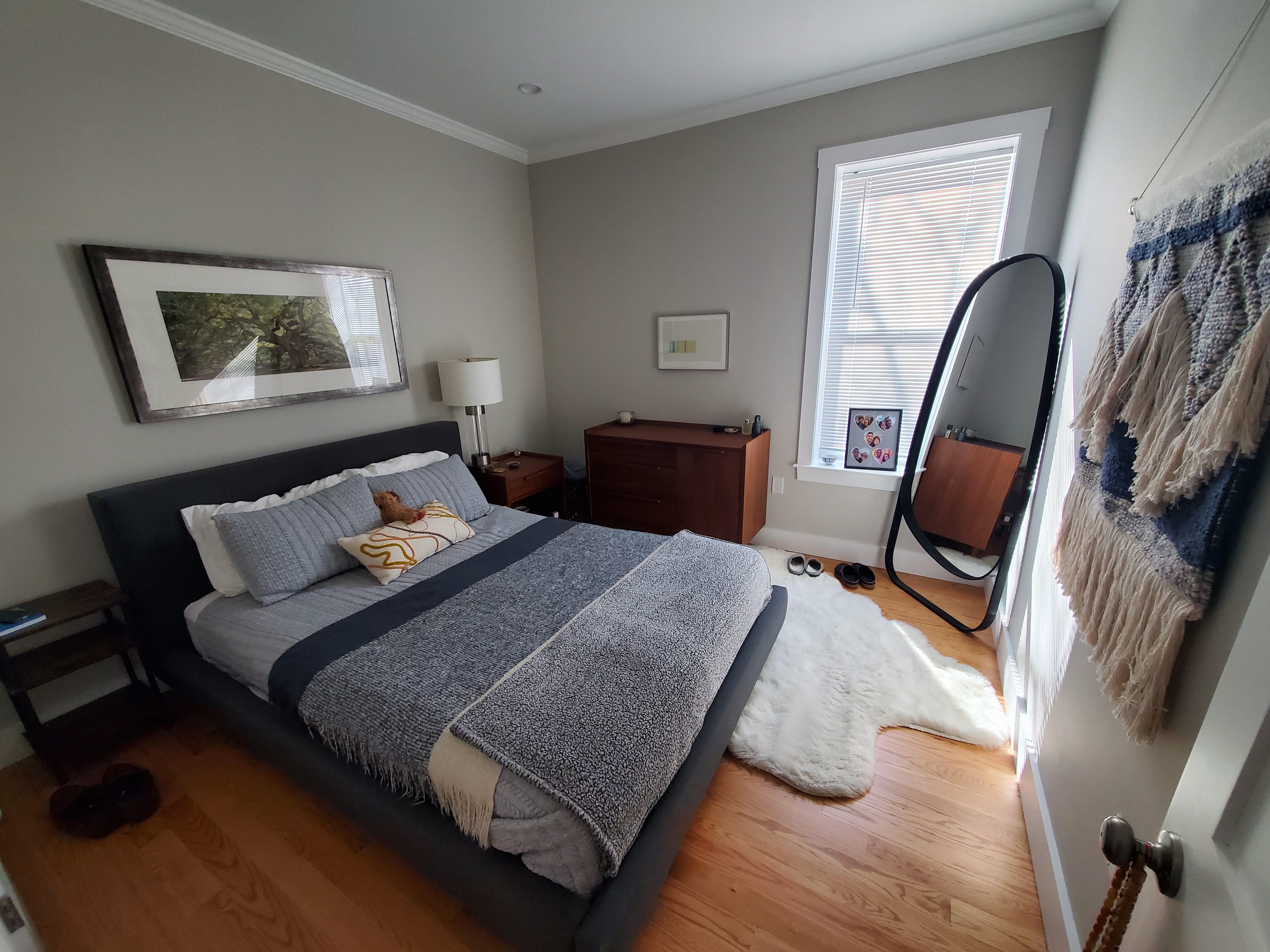 Photos of apartment on Commonwealth Ave.,Boston MA 02135
