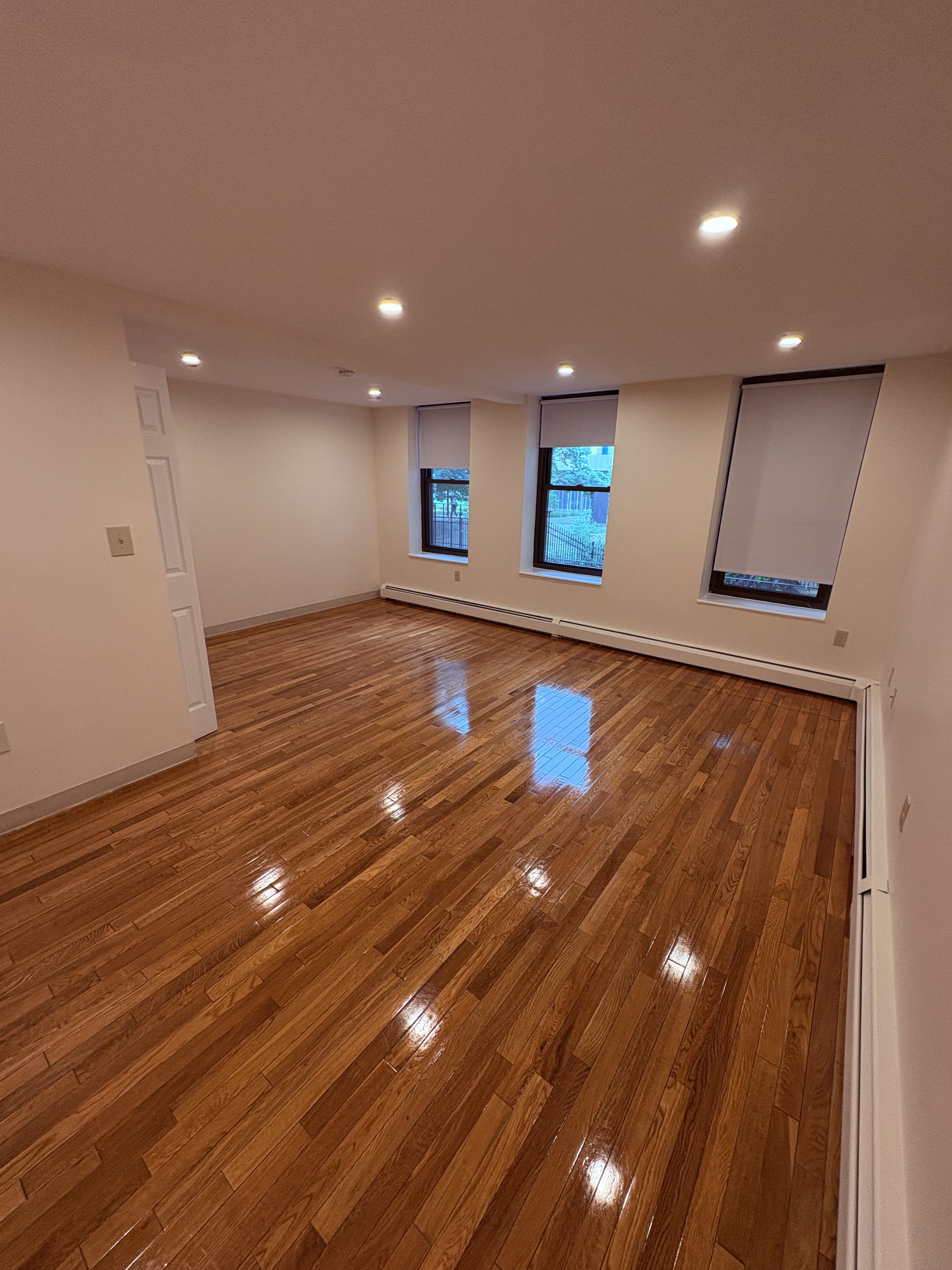 395 Massachusetts Ave. — South End
