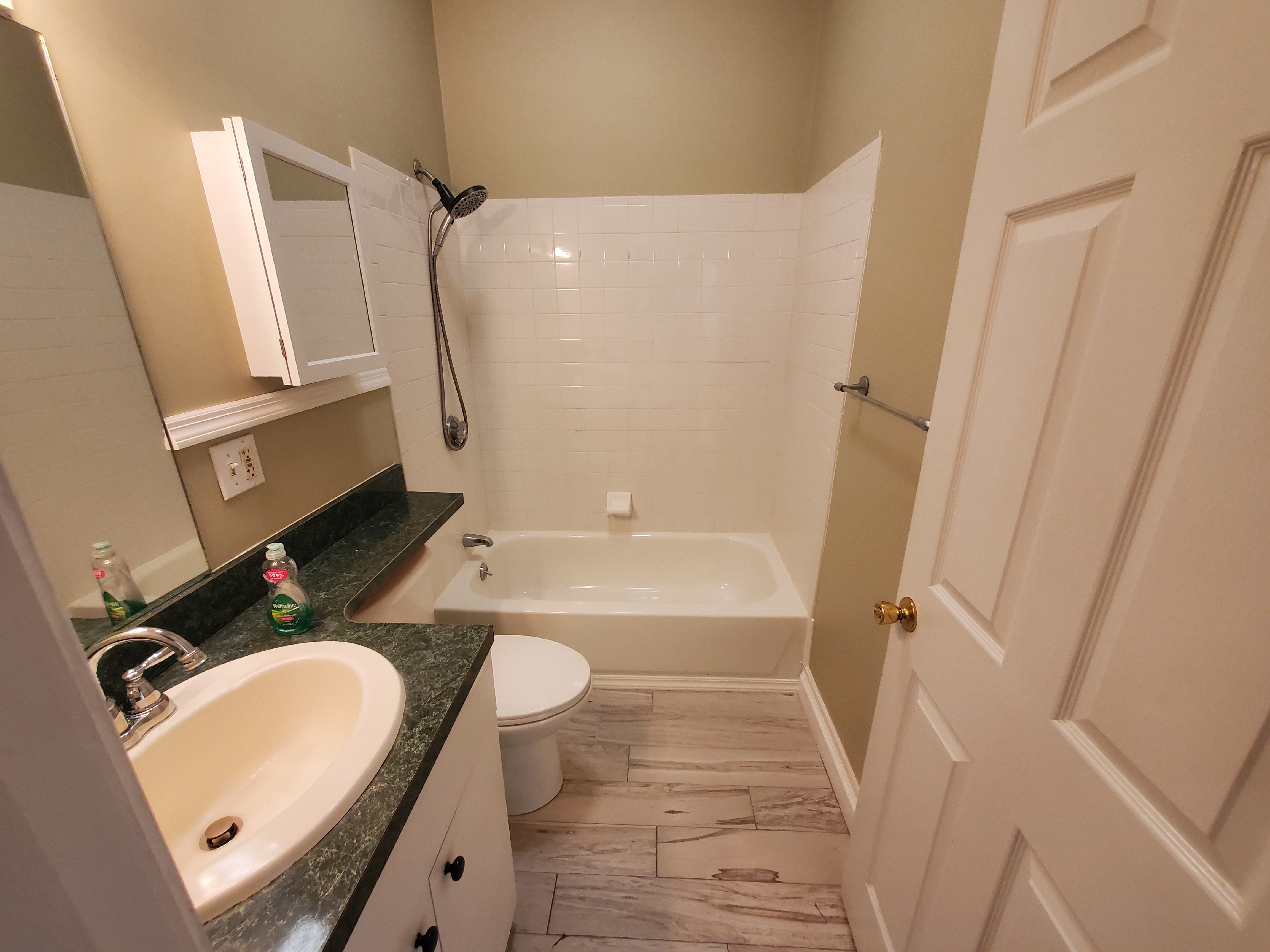 Photos of apartment on Massachusetts Ave.,Boston MA 02118