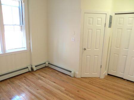 96 West Cedar St, Beacon Hill