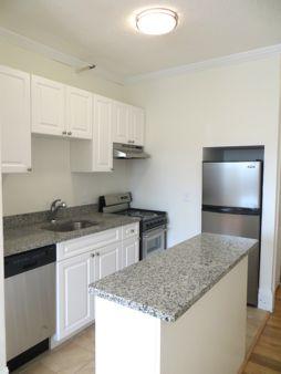 96 West Cedar St, Beacon Hill