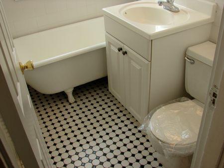 1 split bed, 1 bath apartment for rent at 89 Park Dr Unit 24, Fenway — photo 2 of 8