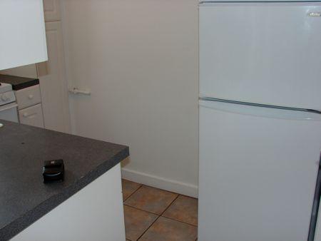 1 split bed, 1 bath apartment for rent at 89 Park Dr Unit 24, Fenway — photo 5 of 8