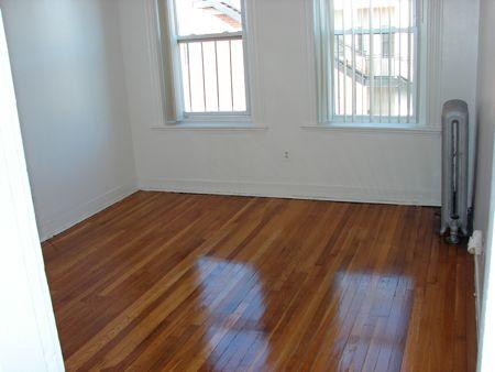 1 split bed, 1 bath apartment for rent at 89 Park Dr Unit 24, Fenway — photo 7 of 8