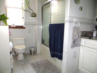 1.5 bed, 1 bath apartment for rent at 683 Tremont St Unit 2, South End — photo 4 of 17