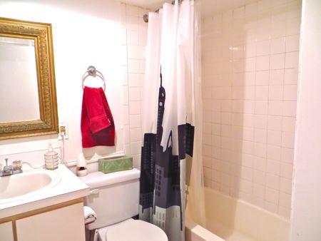 88 West Cedar St, Beacon Hill