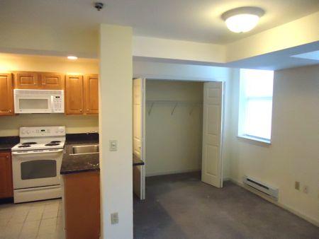 28 Queensberry St, Fenway