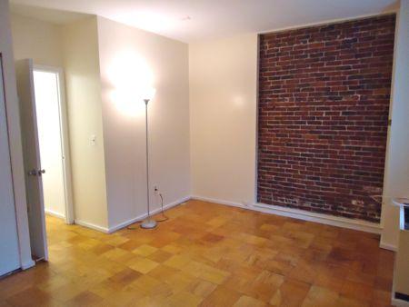 1 bed, 1 bath apartment for rent at 13 Bowdoin St Unit 1C, Beacon Hill — photo 3 of 13