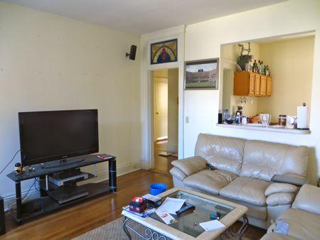 102 Queensberry St, Fenway