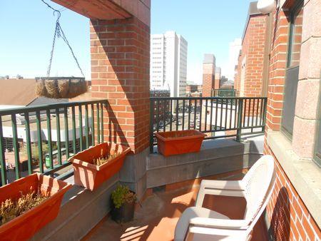 400 Massachusetts Ave, South End