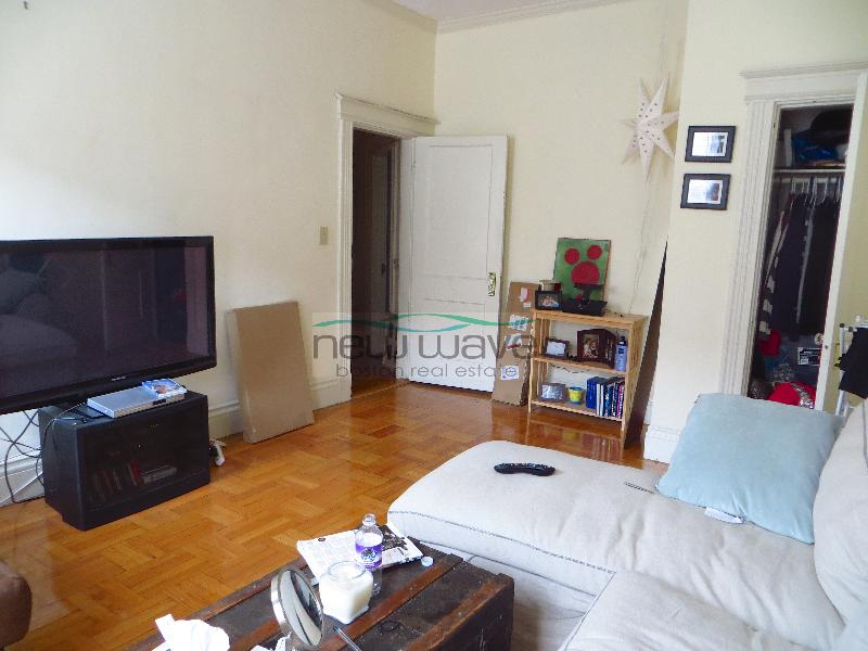 28 Queensberry St, Fenway