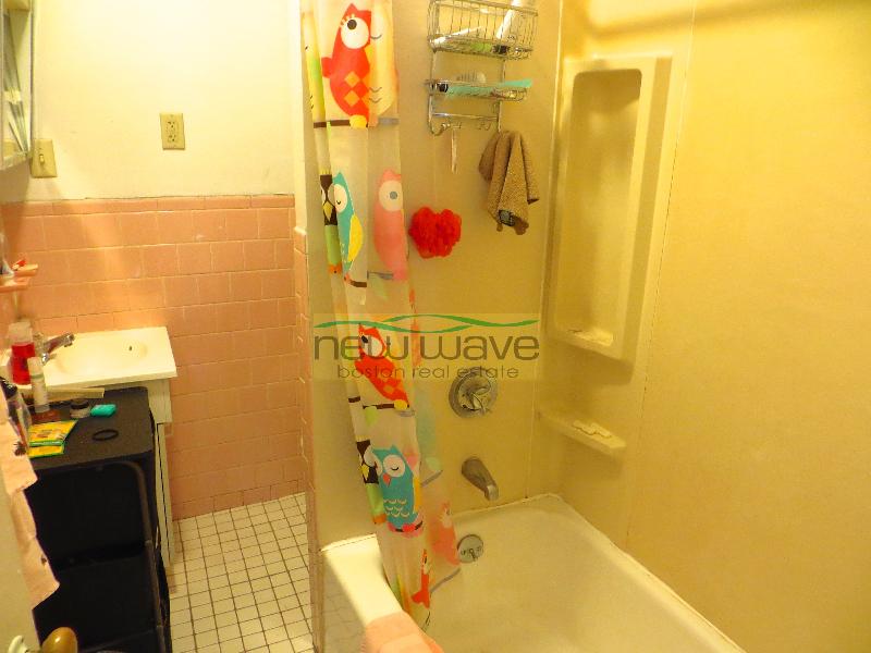 127 Saint Botolph St, Back Bay